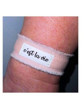 Stretch Pink Bracelet C'est La Vie, That's Life French Quote Jewelry Adjustable